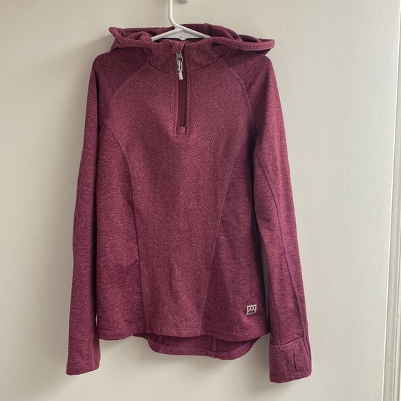 Girls athletic hoodie dark pink sz 7/8 thumb-holes! - Picture 1 of 5